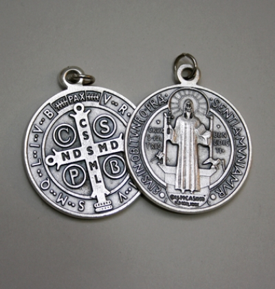 Medaljica svetog Benedikta - 23 mm
