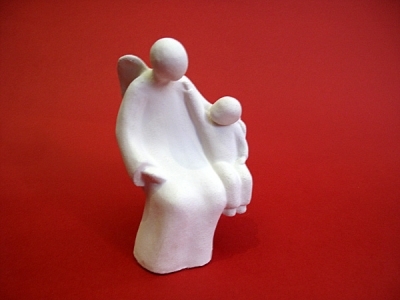 Anđeo prijatelj - sjedeća figura (14,5 cm)